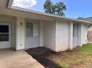 6511 Sun Creek St, Leon Valley, TX 78238
