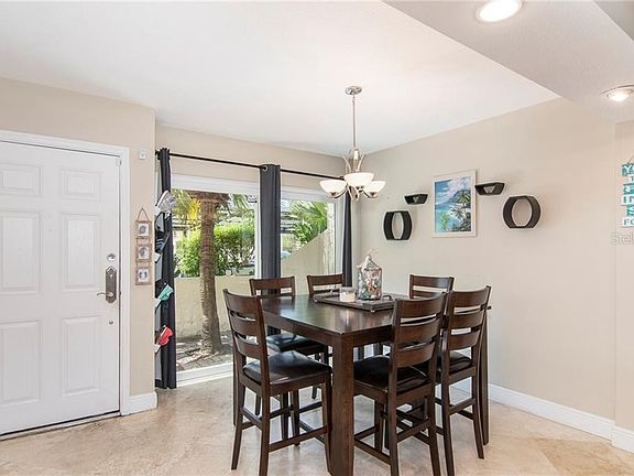 5th image of 4325 Harbor House Dr #5