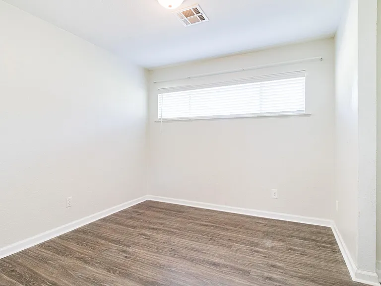611 Dutton Dr #1 — Photo 13