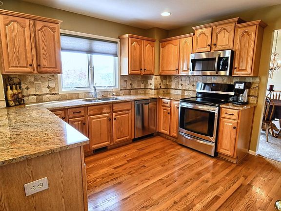 2nd image of 1418 Eden Gardens Dr
