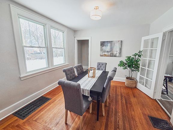 3rd image of 2048 W Galbraith Rd