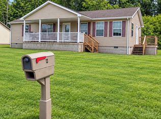13 Tree Side Ln, Summersville, WV 26651