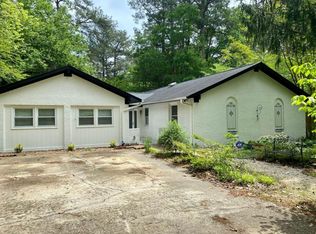 5304 Sweetbriar Dr, Raleigh, NC 27609