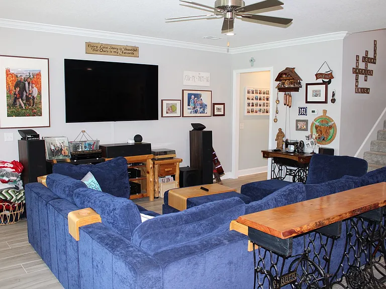 108 Amanda Trce — Photo 2