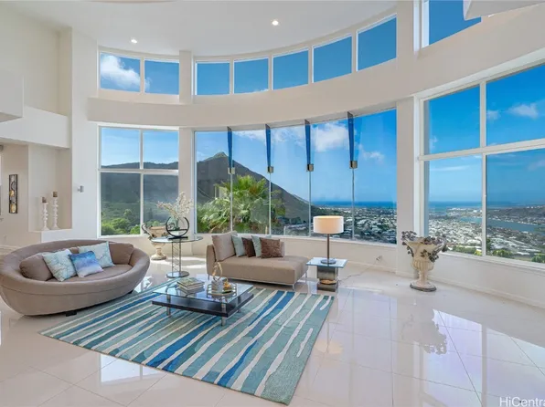 114 Hanohano Pl, Honolulu, HI 96825