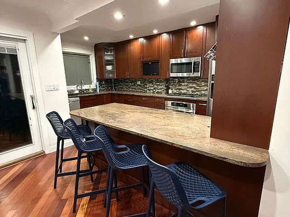 2773 E 64th St, Brooklyn, NY 11234