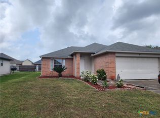 310 Rouen Dr, Port Lavaca, TX 77979