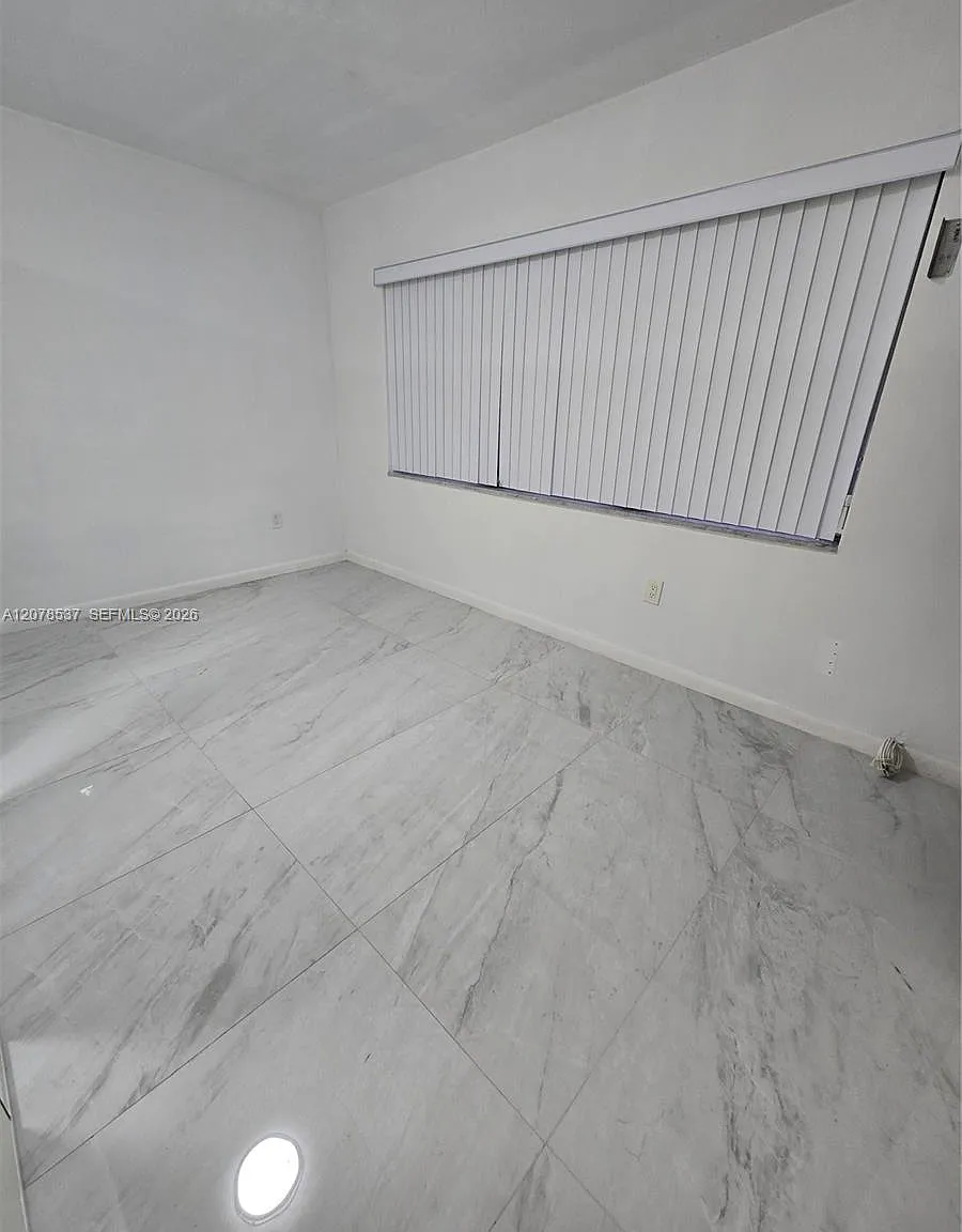First Horizons Condo — Photo 4