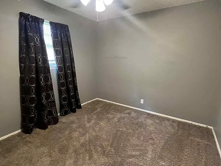 115 Bulger Dr — Photo 9