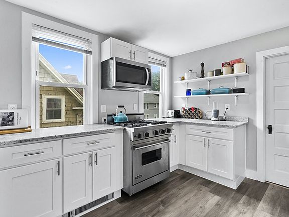 2nd image of 319 Granite St #2