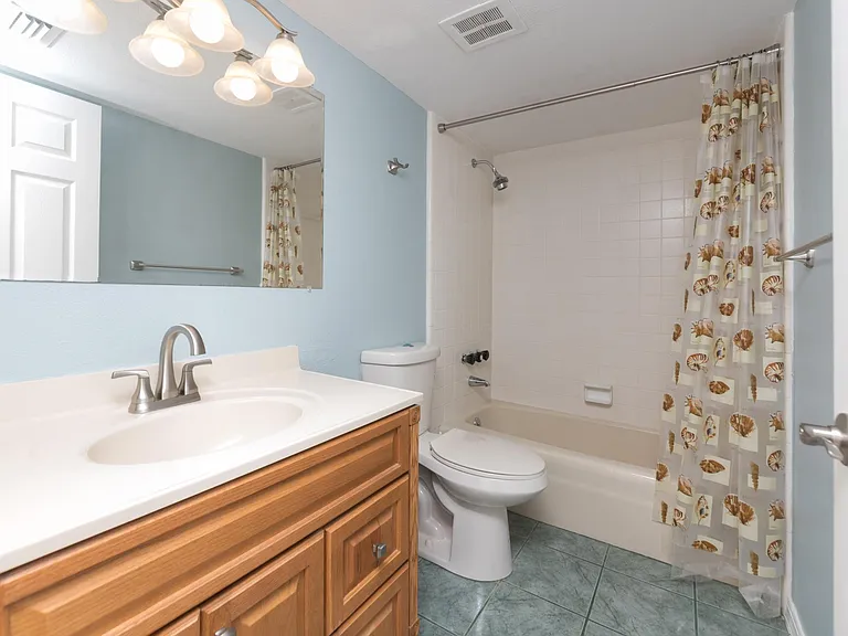3222 Nottingham Ln — Photo 22