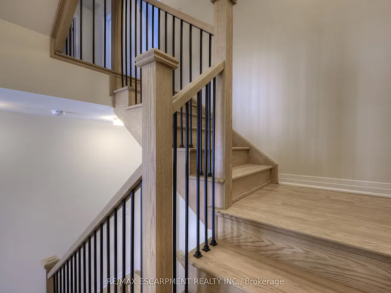 104 Settlers Rd E — Photo 19