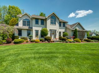 4322 Lazybrook Cir, Liverpool, NY 13088