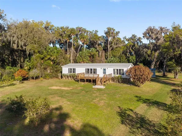 38805 Emeralda Island Rd, Leesburg, FL 34788
