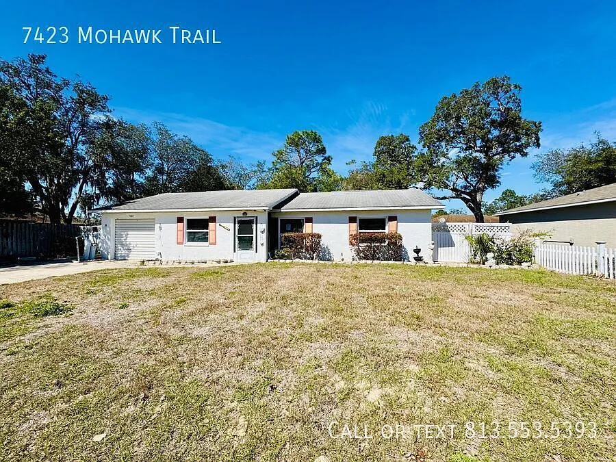 7423 Mohawk Trl