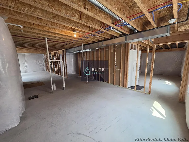 4039 N Livingston Ave — Photo 18