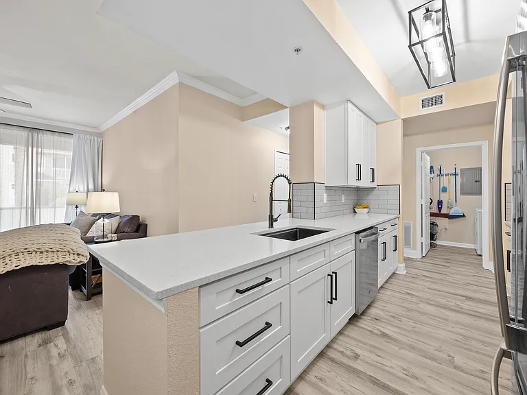 10075 N Gate Pkwy #2802 — Photo 4