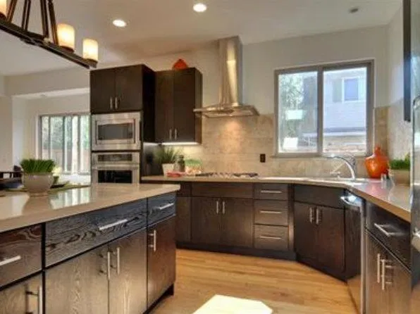 913 Boranda Ave, Mountain View, CA 94040
