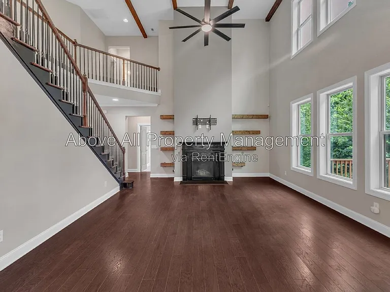 8313 Henderson Rd — Photo 13