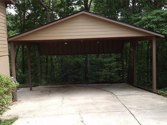 4th image of 4319 Fawn Ln SE