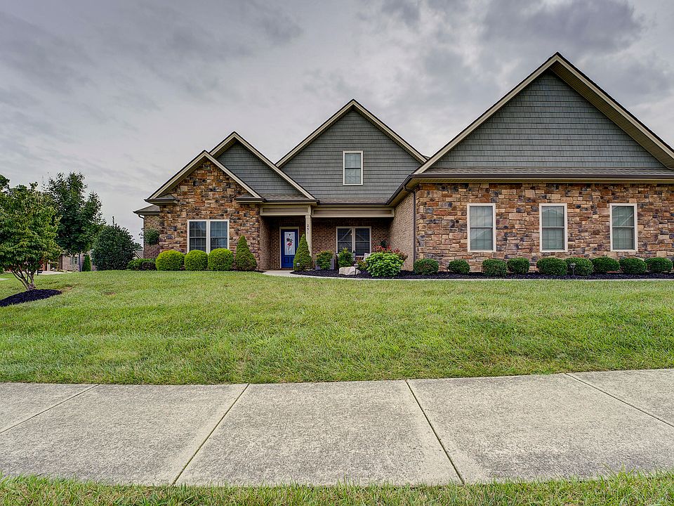 1st image of 251 Laurel Cyn