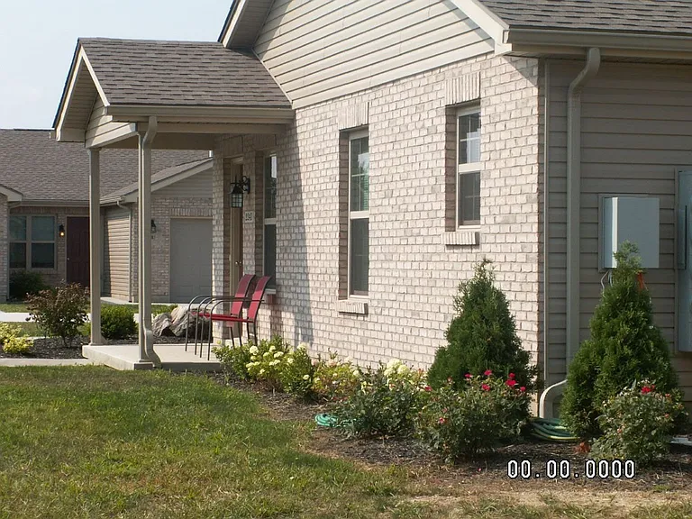 2240 Morning Glory Cir — Photo 47