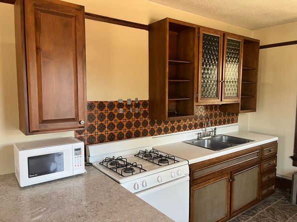 644 N 7th St APT 2