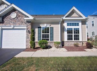 54 Diamond Spring Dr, Monroe, NJ 08831