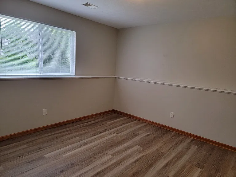 9673 Little Creek Ct — Photo 19