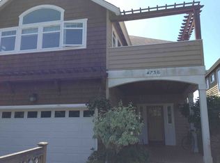 4735 University View Pl NE, Seattle, WA 98105