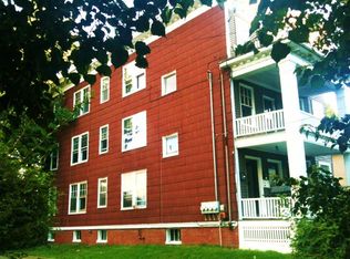 183 Bolton St, Portland, ME 04102
