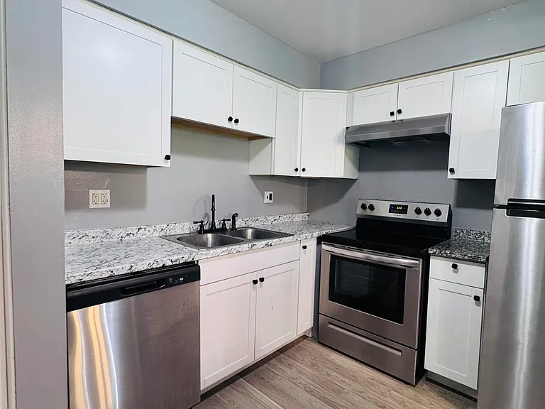 7640 Woodview St #1 — Photo 3