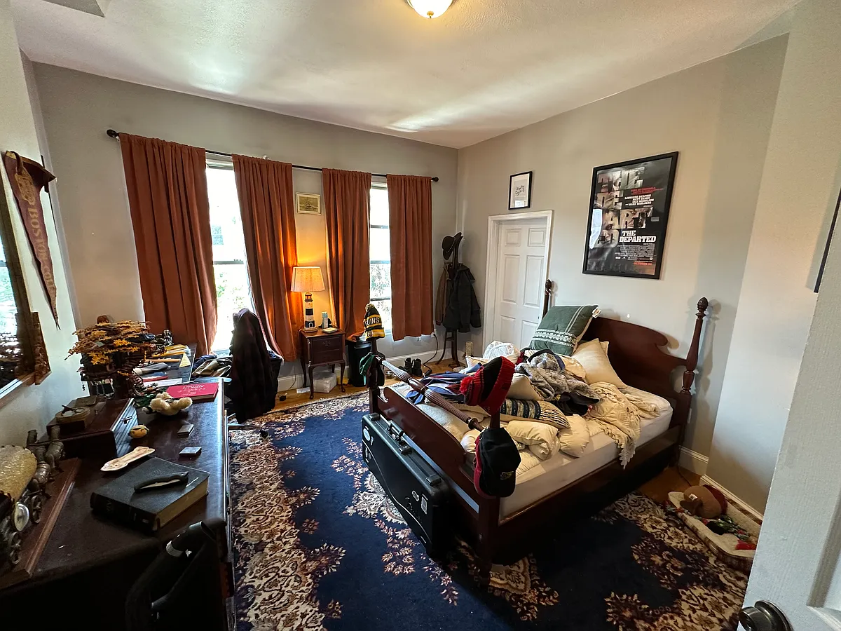 Building Photo - 669 Massachusetts Ave #2L