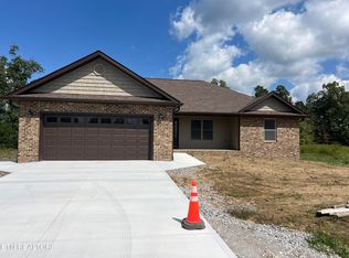 738 Colby Cir, Crossville, TN 38571