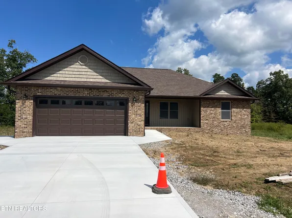 738 Colby Cir, Crossville, TN 38571