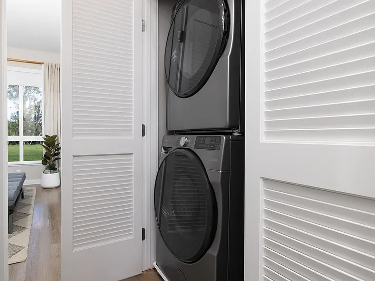 Signature Collection I 3-Bedroom Townhome with stacked in-home washer and dryer