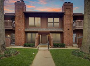 698 Trailcrest Ct APT 7, Saint Louis, MO 63122