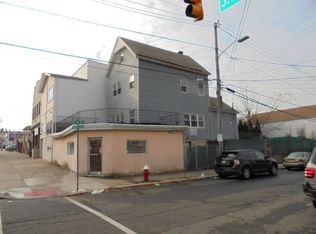 563 Kennedy Blvd, Bayonne, NJ 07002