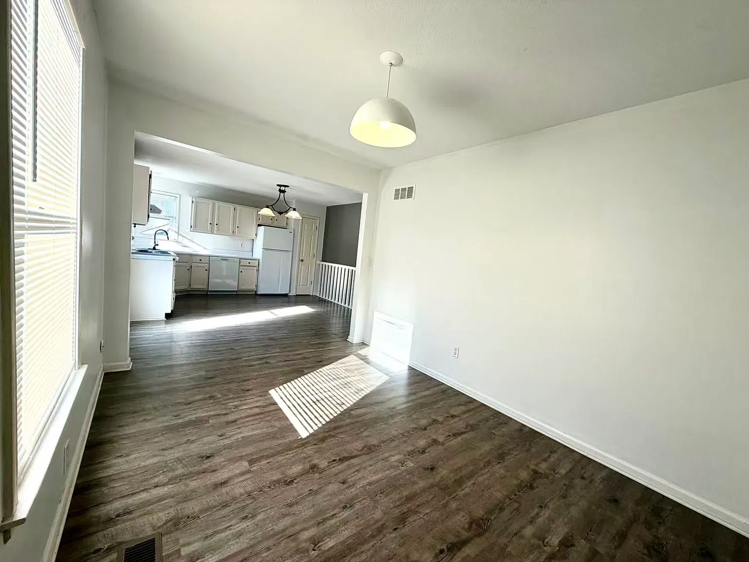 3 bed, 2038 sqft, $1,750 — Photo 3