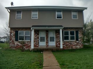 10425 W Daphne St, Milwaukee, WI 53224