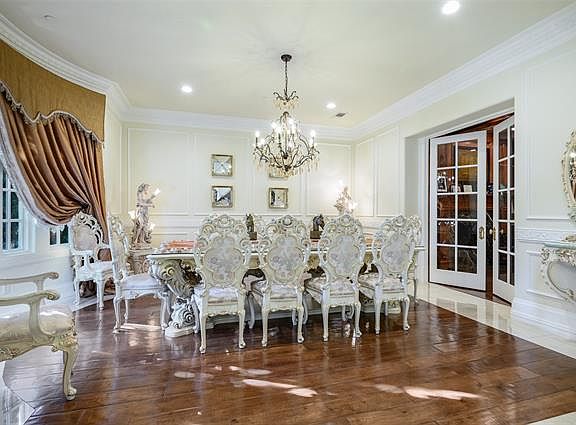 5th image of 5733 Northbrook Dr