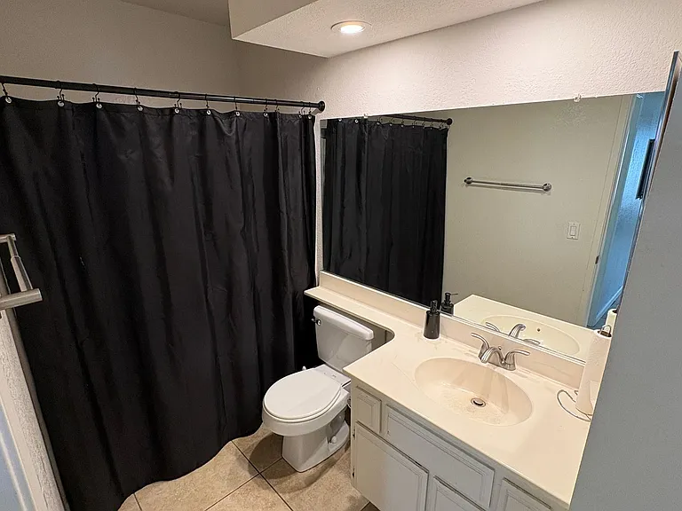 935 Ridgewood Dr — Photo 16