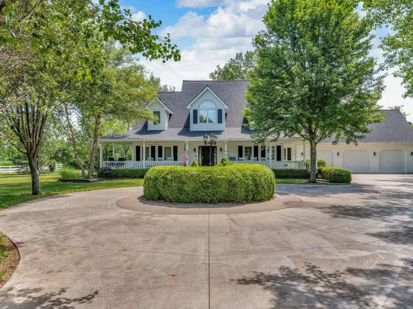 4516 SE Paulen Rd, Berryton, KS 66409