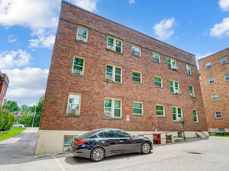 2560 Madison Rd #6 — Photo 18