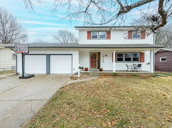 1740 N McComas Ave, Wichita, KS 67203