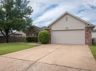 8810 E 93rd St, Tulsa, OK 74133