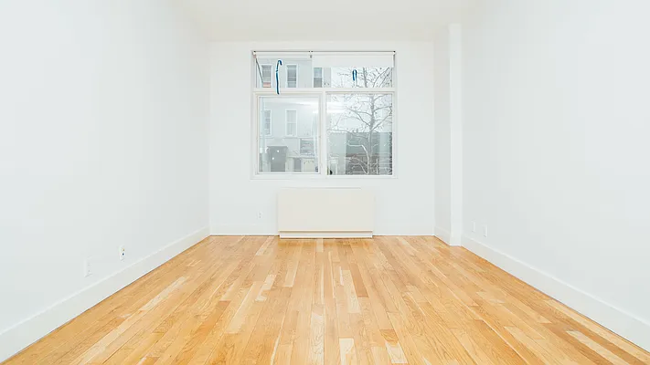 Rented by Nooklyn NYC LLC | media 8