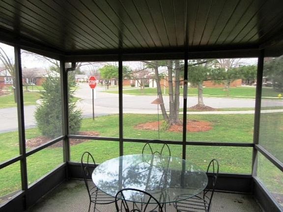 4th image of 2300 Radcliff Village Dr SE #1