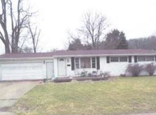 76 Sandy Ln, Zanesville, OH 43701