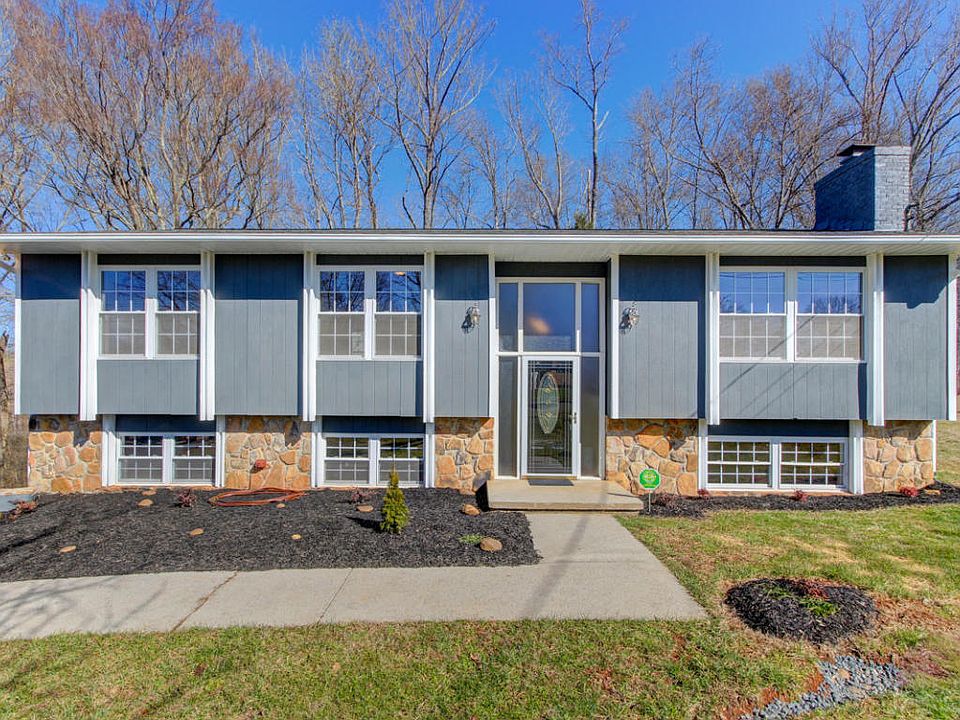 1st image of 3234 Boomerang Ln